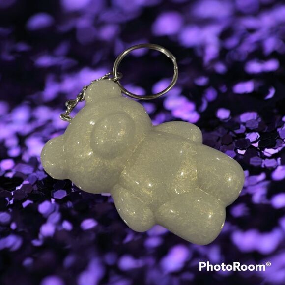 Iridescent Gold Gummy Bear Keychain (Z205) - Picture 1 of 6